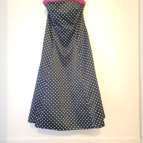 Black dress with white polka dots dress size 8 - Picture 2 of 5